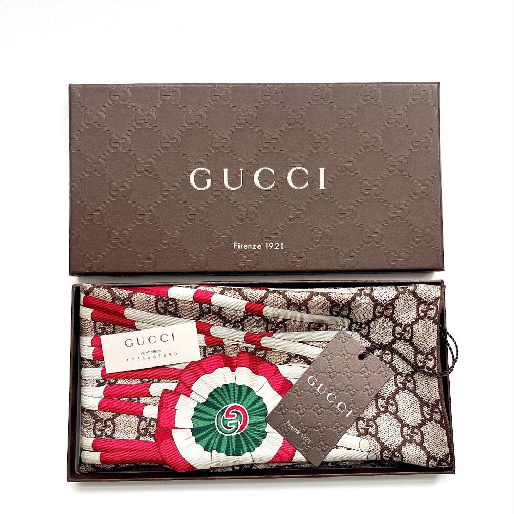 Gucci Scarf Logo GG Print Club WEB Beige Silk Scarf Wrap Gucci Gift box